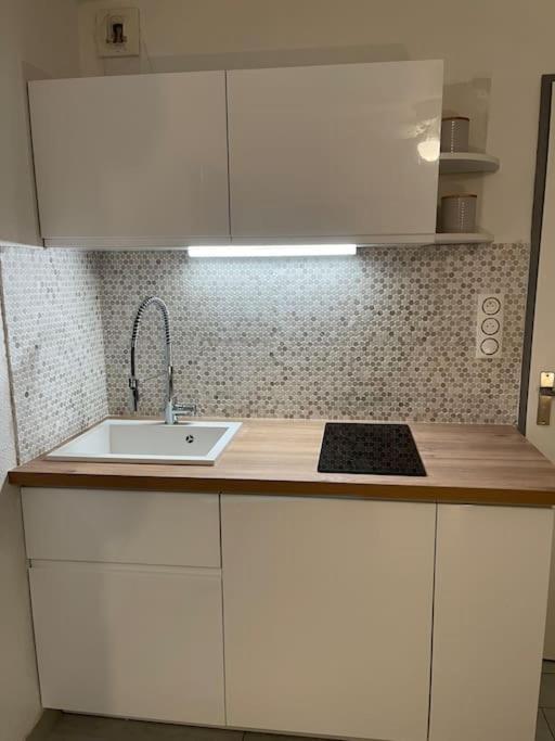 Appart Frontignan Sur La Plage, Piscine, Wifi, Tv, Netflix Zewnętrze zdjęcie